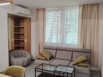 Pronájem bytu 2+kk 49 m² (Jednopodlažní)