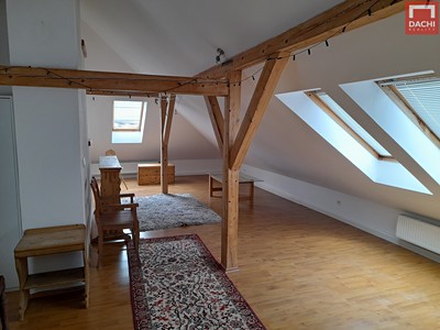 Pronájem bytu 2+kk 89 m²