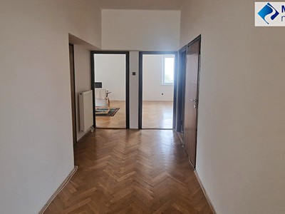 Pronájem bytu 4+1 144 m²
