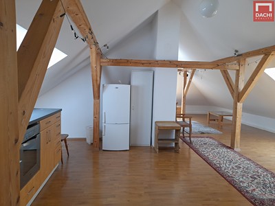 Pronájem bytu 2+kk 89 m²