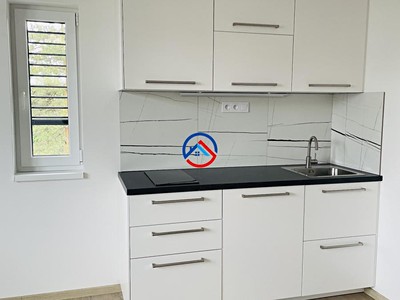 Pronájem bytu 1+kk 33 m²