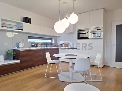 Pronájem bytu 2+kk 55 m²