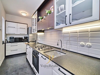 Prodej  vily 497 m², pozemek 1 515 m²